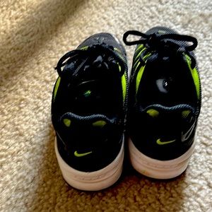 Kids Shoes. Nike Air. In good condition.